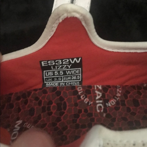 Aetrex Lizzy mary jane sneaker Size 5.5 Wi… - Picture 5 of 6